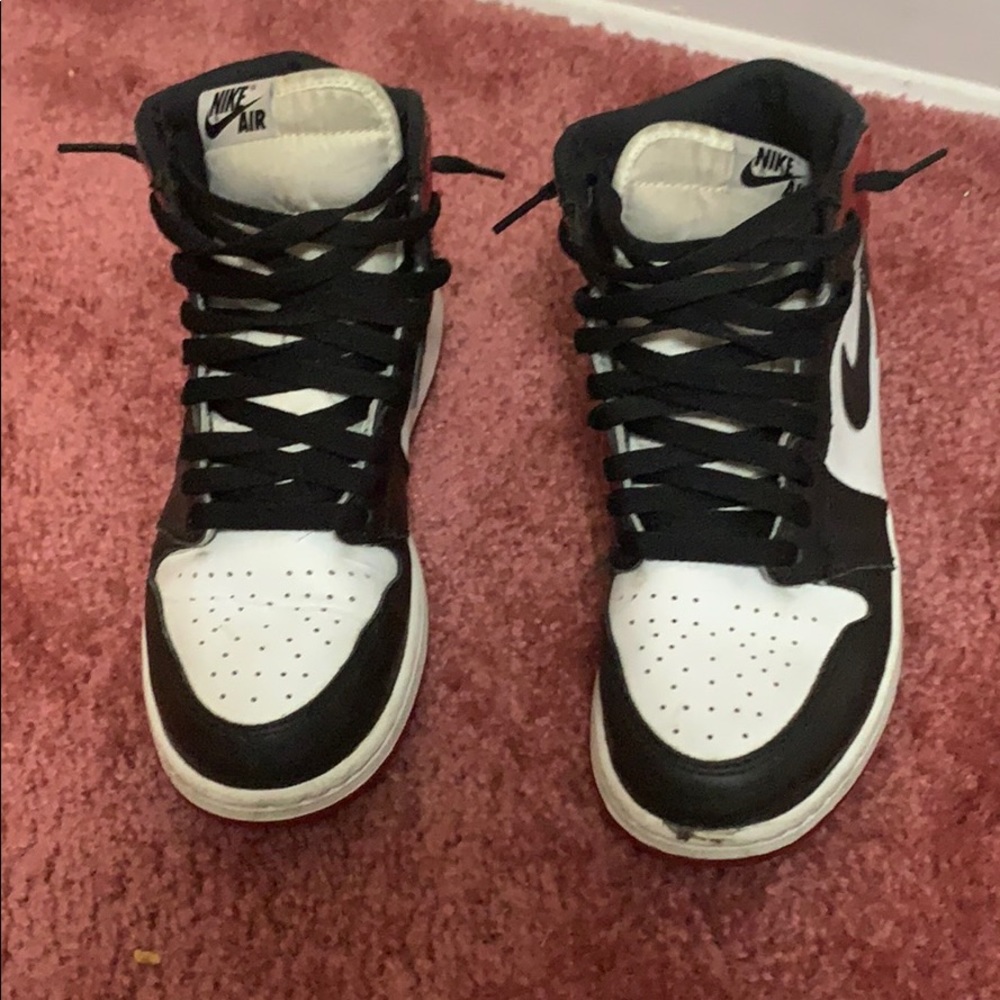 Jordan 1s retro high satin black